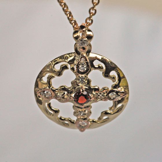 Kreuzanhänger Ring-of-Fire